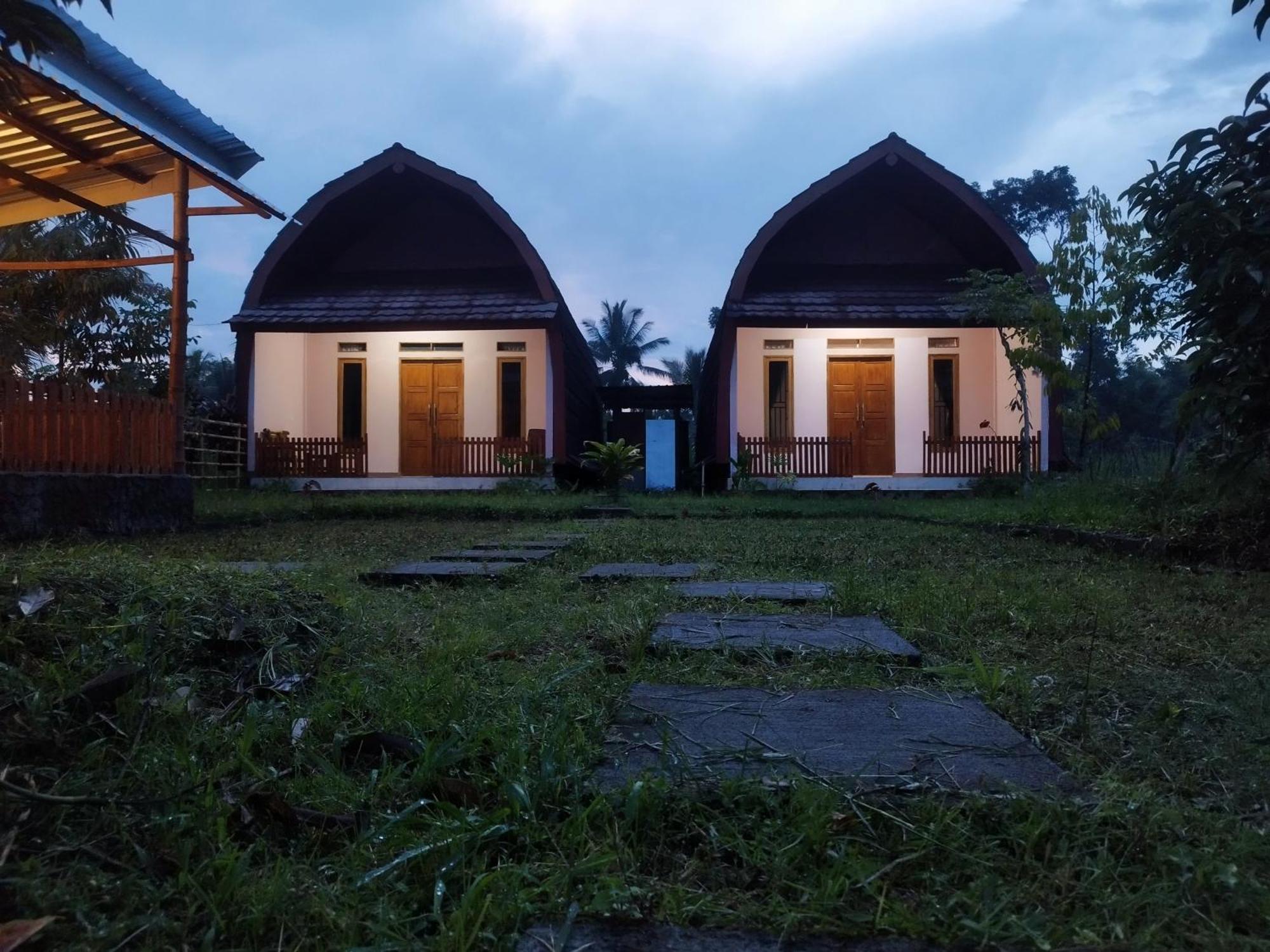 Bale Tetebatu Villa Bilik gambar